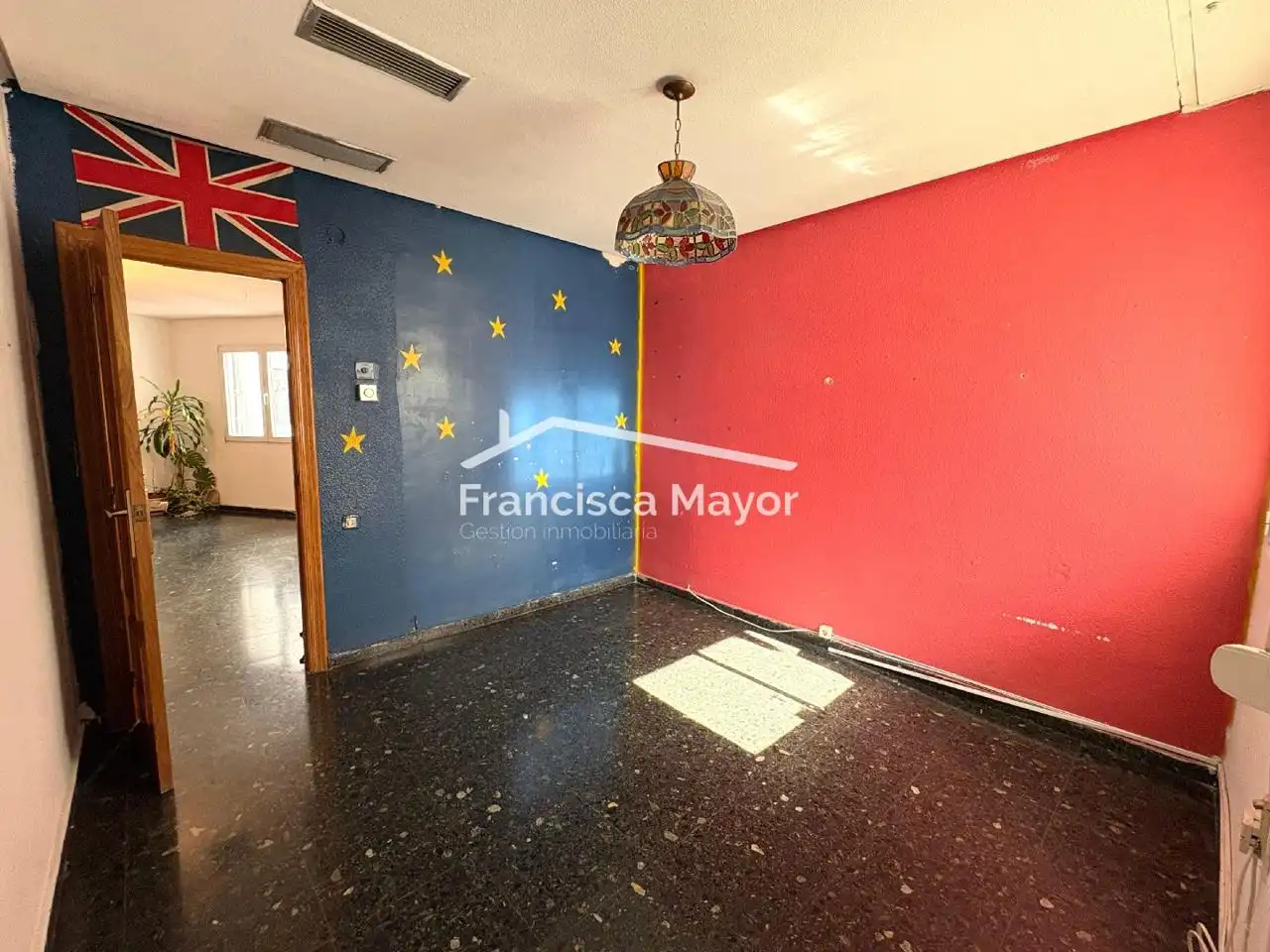 Wohnzimmer von Dachboden zum Verkauf in Poblats Marítims