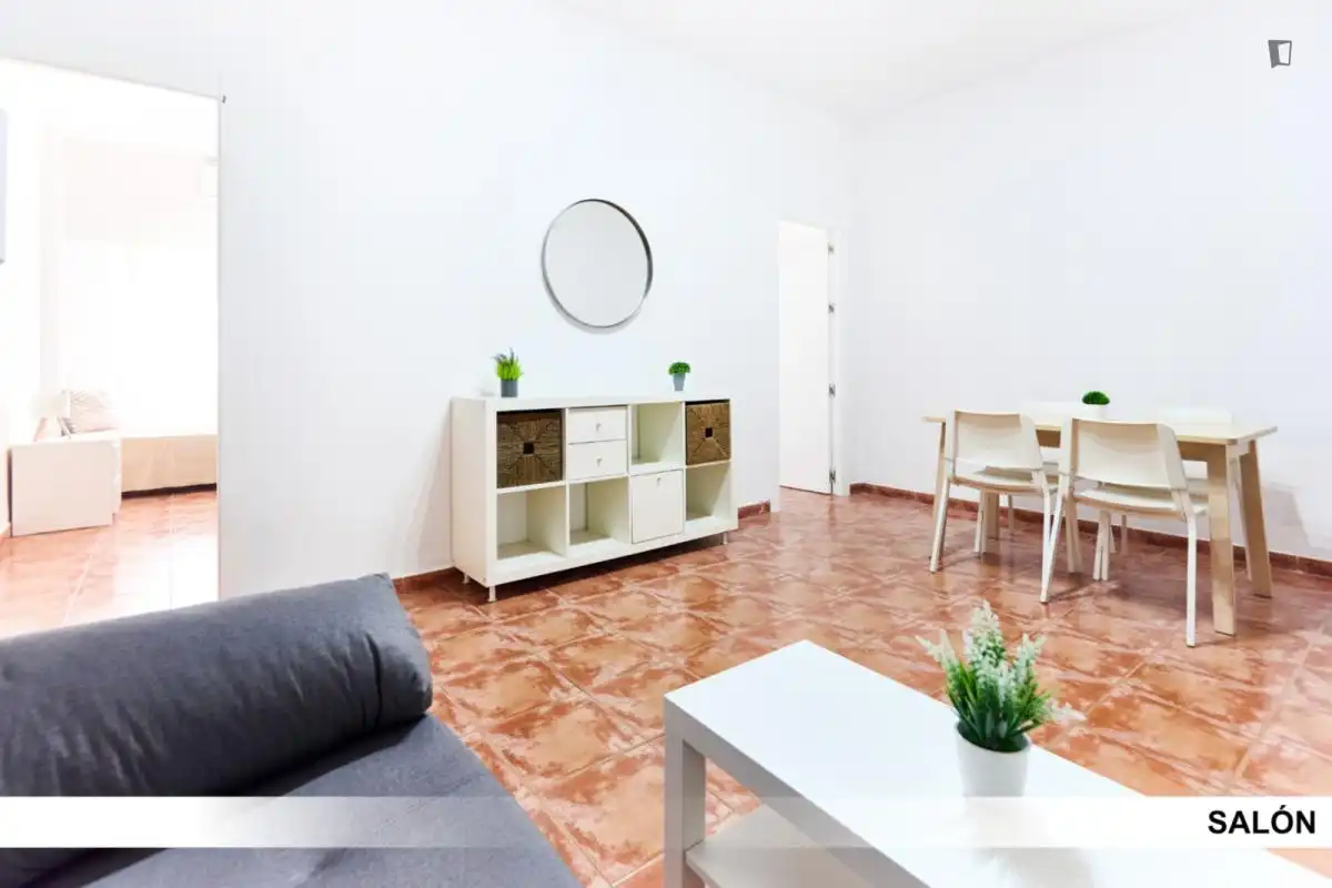 Sala d'estar de Apartament per a compartir en Alcalá de Guadaira amb Aire condicionat, Calefacció i Moblat
