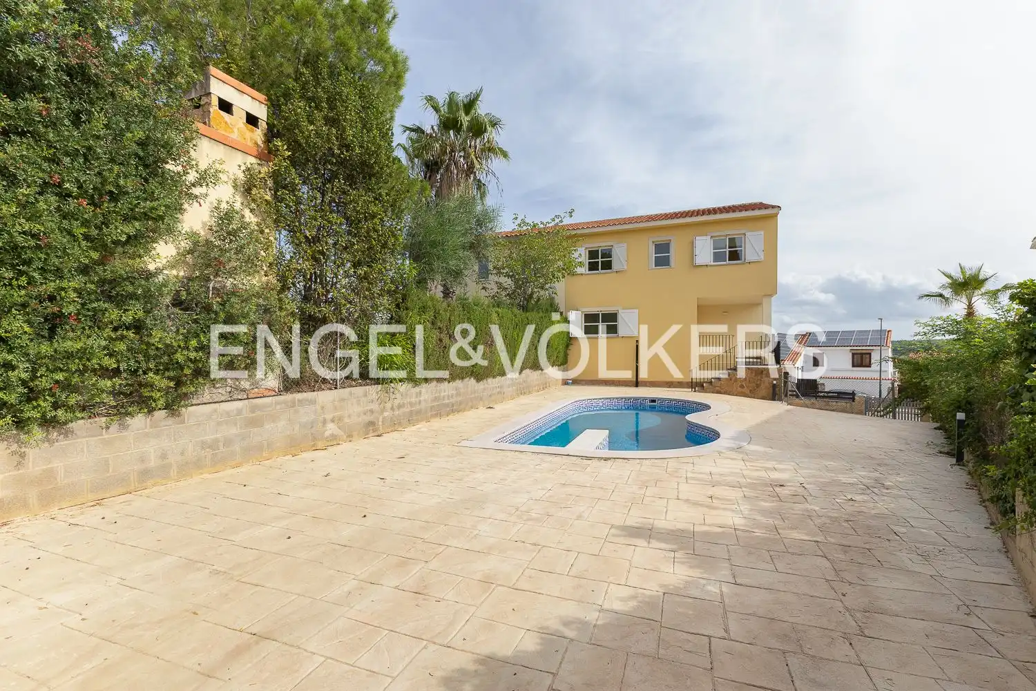 Swimming pool of Houses for rent in Riba-roja de Túria, Valencia