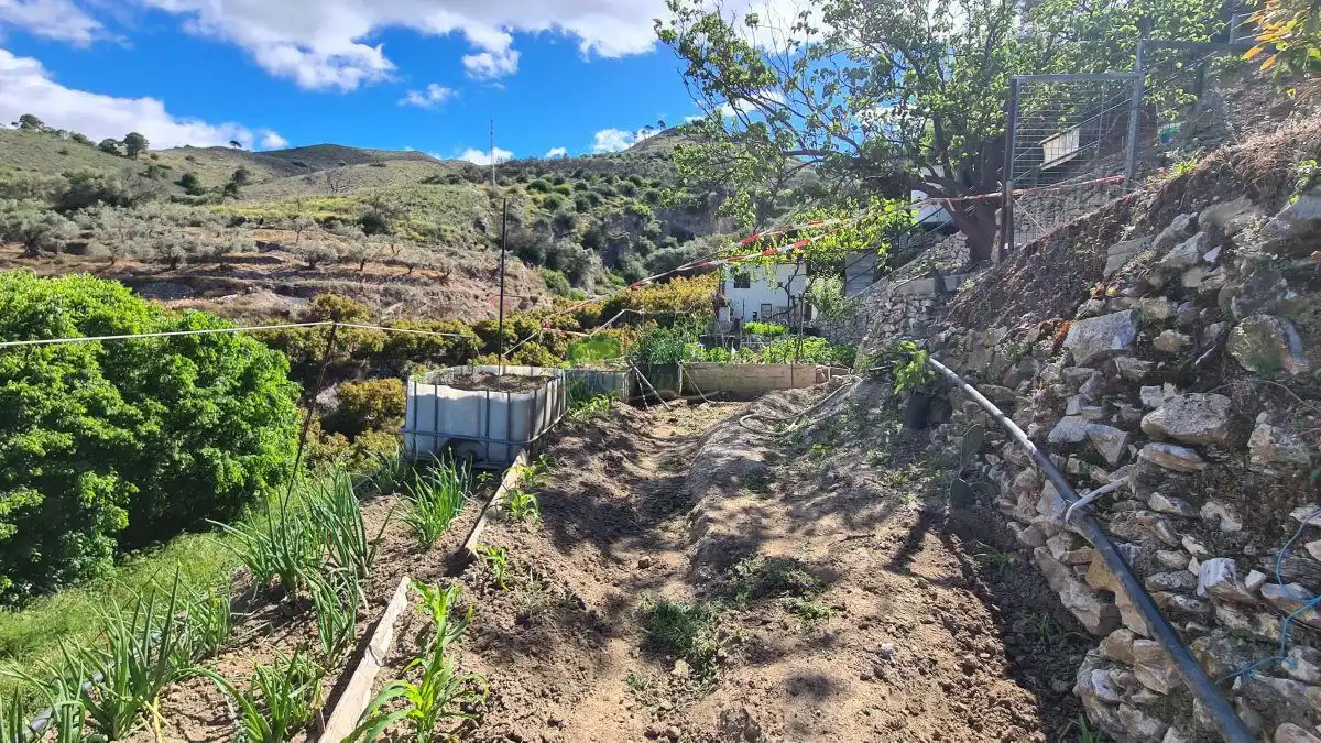 Finca rústica en venta en Cómpeta con Jardín privado, Terraza y Trastero
