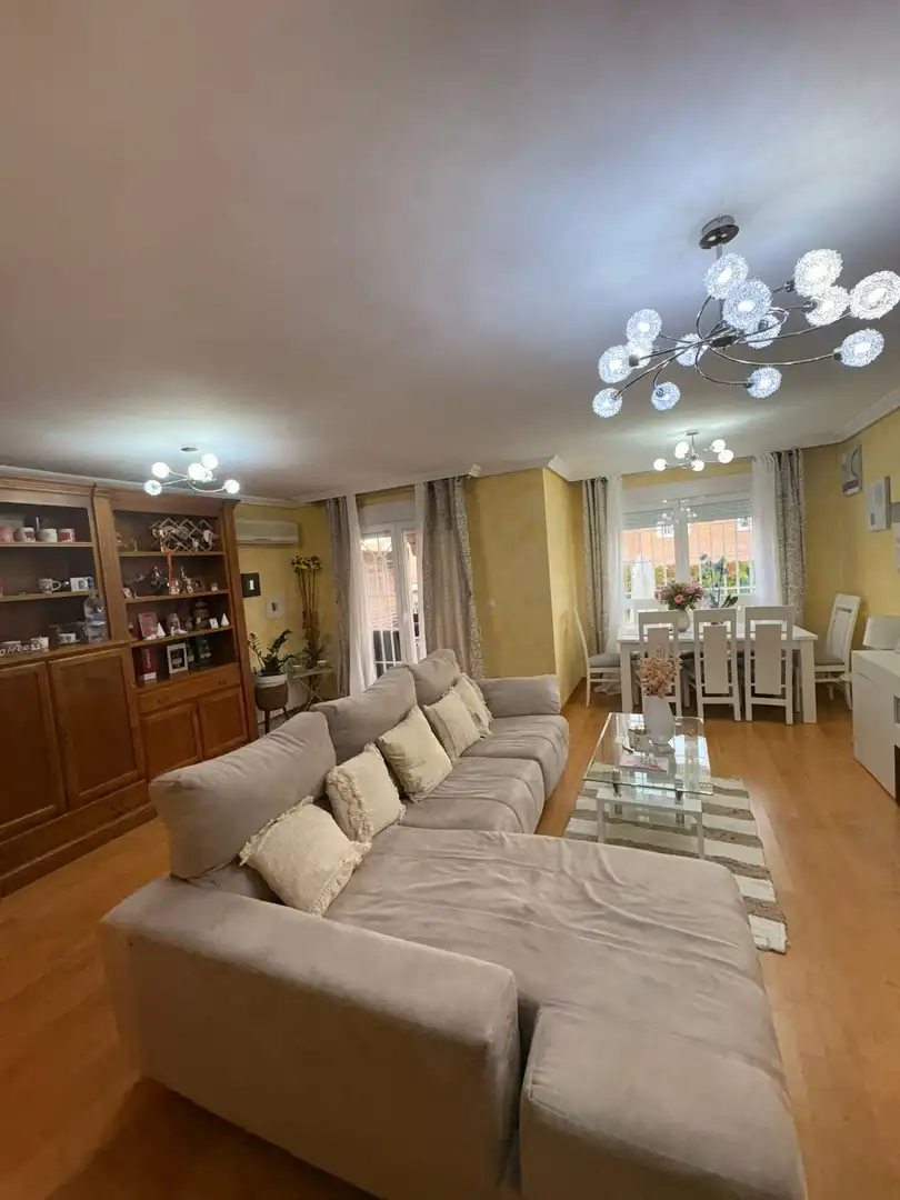 House with pool for sale in Altos del Olivar - El Caracol, imagen 4