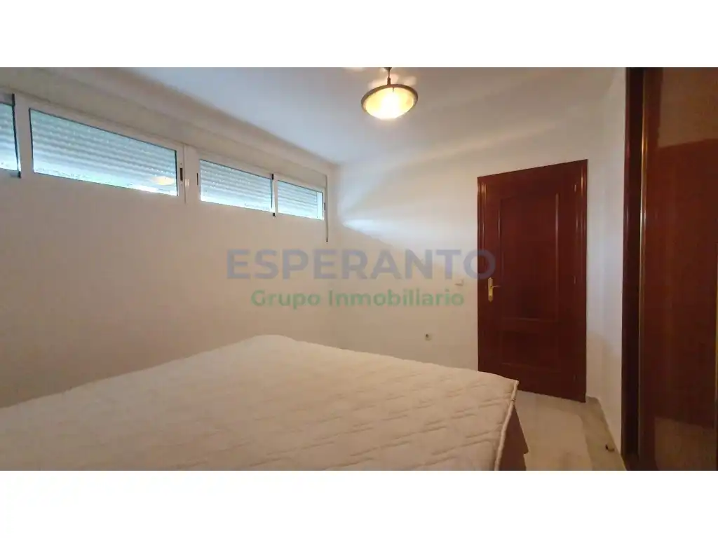 Dormitori de Apartament de lloguer en Benalmádena amb Moblat