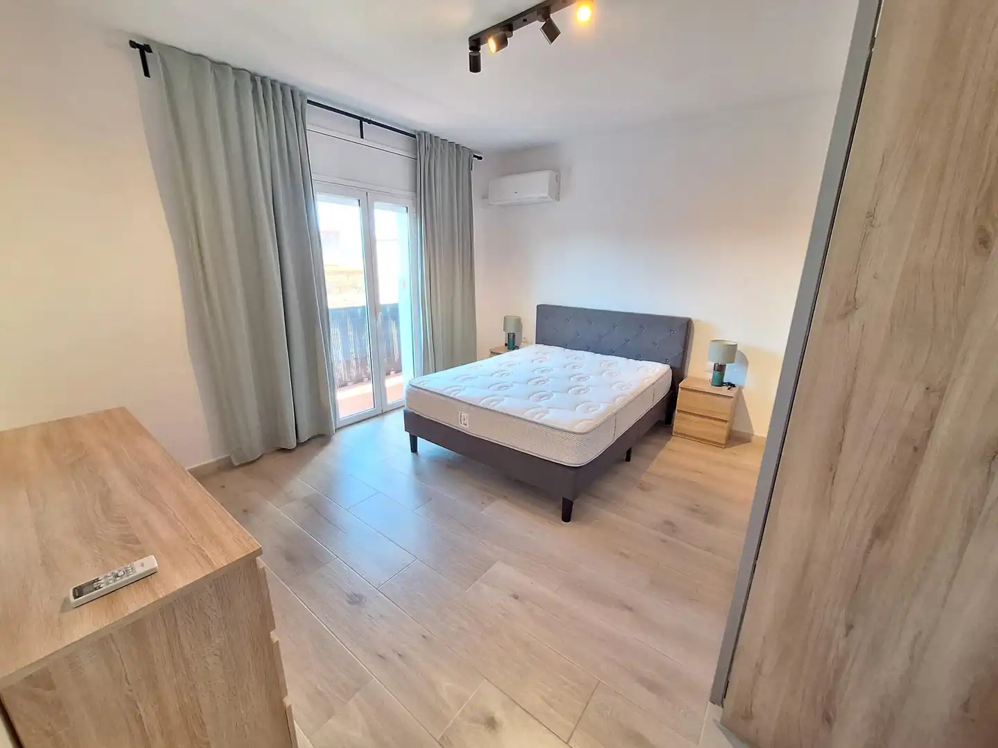 Flat for rent in El Poble Sec