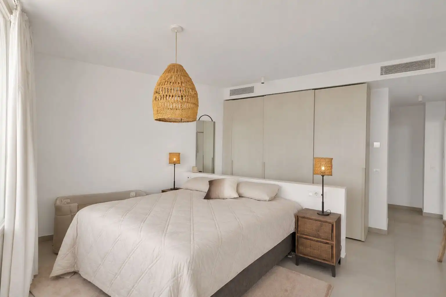 Habitación de Ático en venta en Benalmádena con Jardín privado, Alarma y Piscina comunitaria