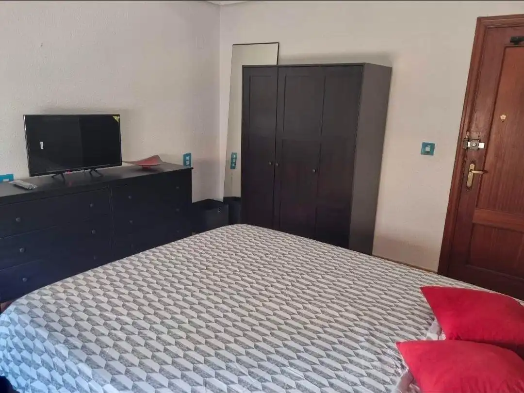 Habitación de Piso en venta en Valencia con Aire acondicionado, Amueblado y Balcón