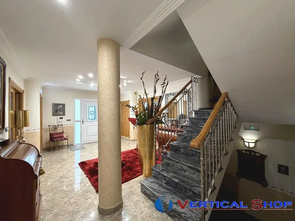 Casa o chalet en venta en Villena con Aire acondicionado, Calefacción y Terraza