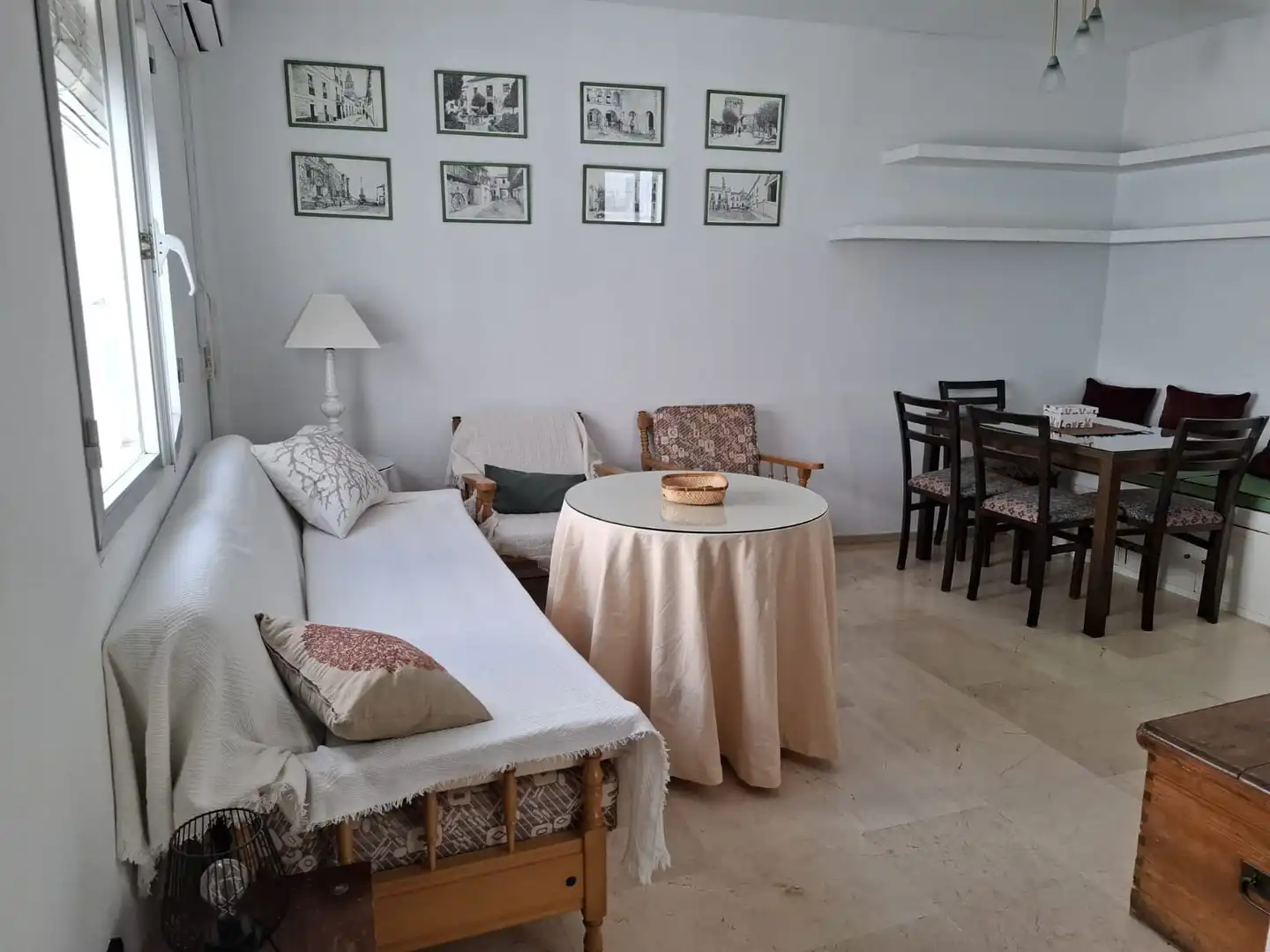 Wohnung zur Miete in Plaza de Colón, Ollerías - San Cayetano