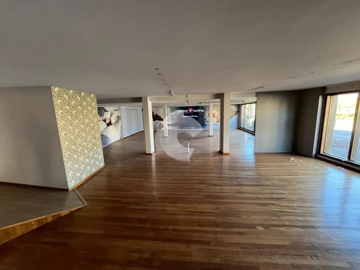 Commercial properties for sale in EIREXE, 22, Boqueixón