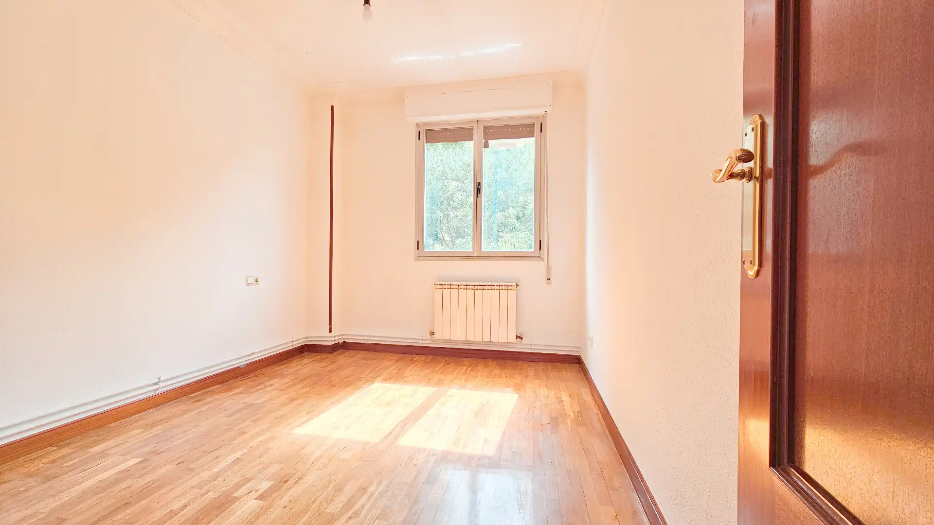 Habitación de Piso en venta en Vitoria - Gasteiz con Calefacción, Parquet y Trastero