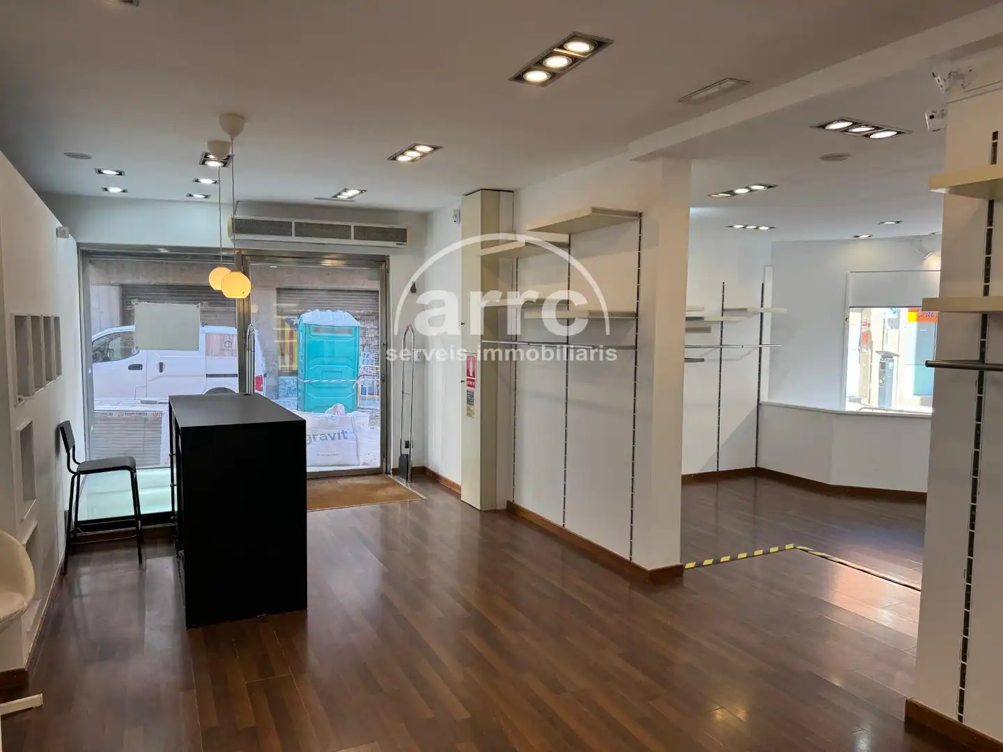 Local comercial de lloguer a Centre - Nucli Antic