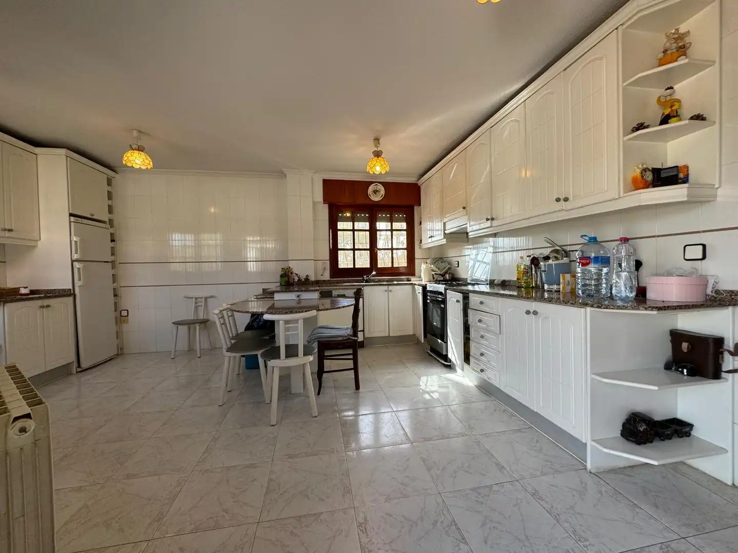 Cuina de Casa o xalet en venda en Alicante / Alacant amb Calefacció, Jardí privat i Terrassa