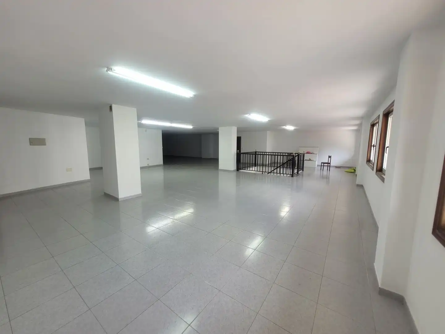 Oficina de alquiler en Santa Comba