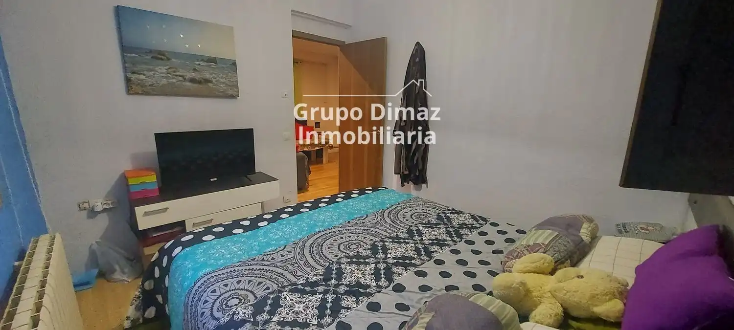 Dormitori de Casa o xalet en venda en Vidreres amb Terrassa, Traster i Piscina