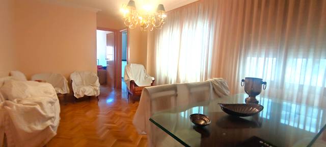 Piso en Venta en Calle Don Sancho en Centro