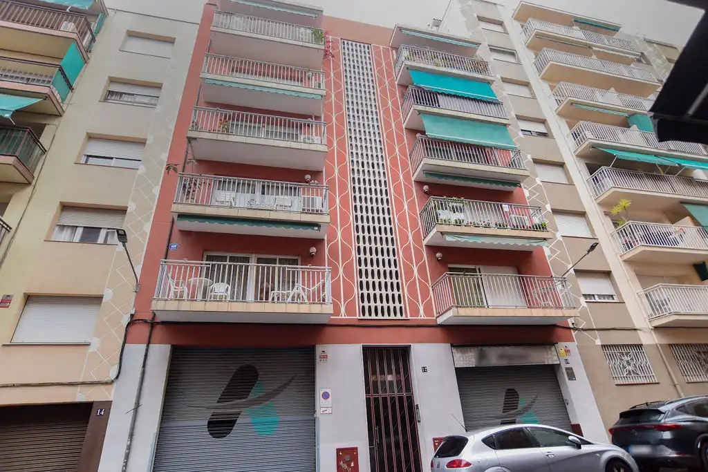 Vista exterior de Pis en venda en Mataró