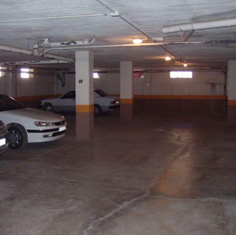 Photo 2 of Garage to rent in Calle Pintor Emiliano Lozano, 19, Tarancón, Cuenca