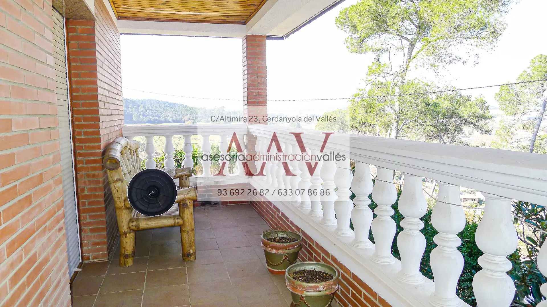 Terrassa de Casa o xalet en venda en Cerdanyola del Vallès amb Aire condicionat, Calefacció i Jardí privat
