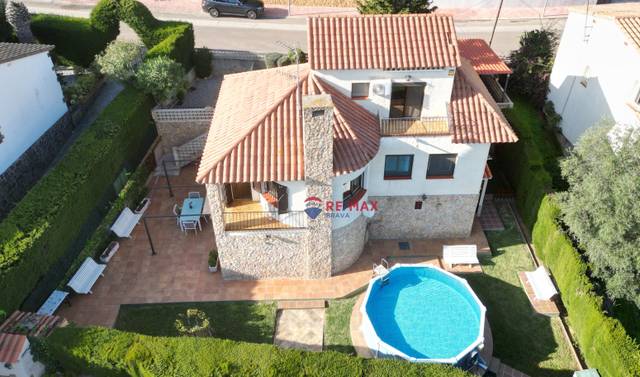 Casa-chalet en Venta en Torre Valentina - Mas Vilar de La Mutxada - Treumal