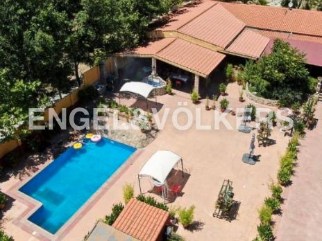 Swimming pool of Country house for sale in Villaviciosa de Odón  with Heating, Private garden and Swimming Pool