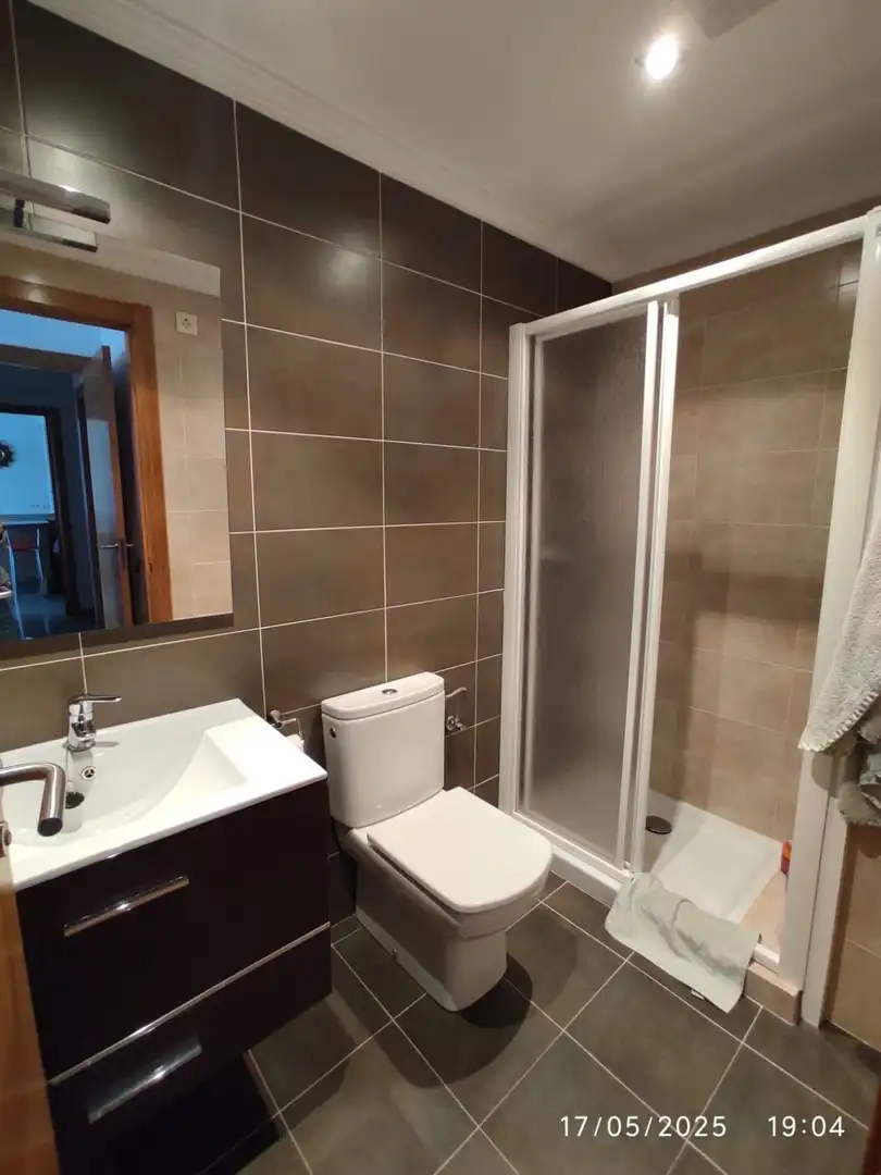 Badezimmer von Wohnungen zum Verkauf in Barreiros mit Heizung, Terrasse und Abstellraum