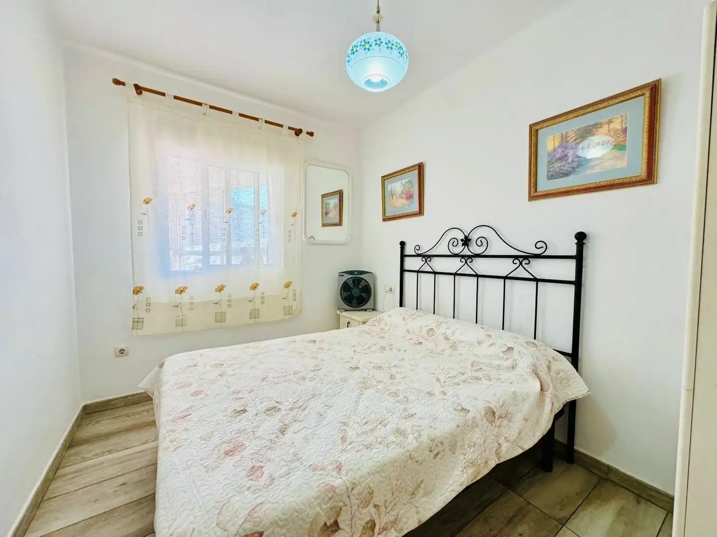 Dormitori de Apartament en venda en Torrox amb Aire condicionat, Calefacció i Piscina comunitària