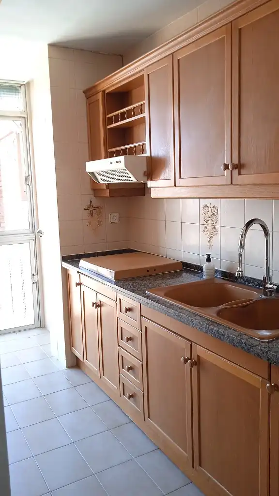 Cuina de Pis en venda en Tarragona amb Calefacció, Moblat i Forn