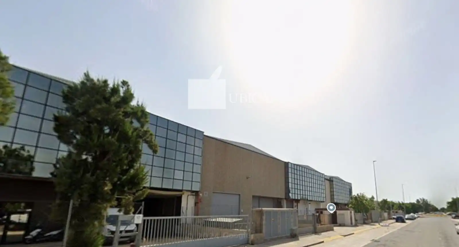 Vista exterior de Nave industrial de alquiler en Gavà