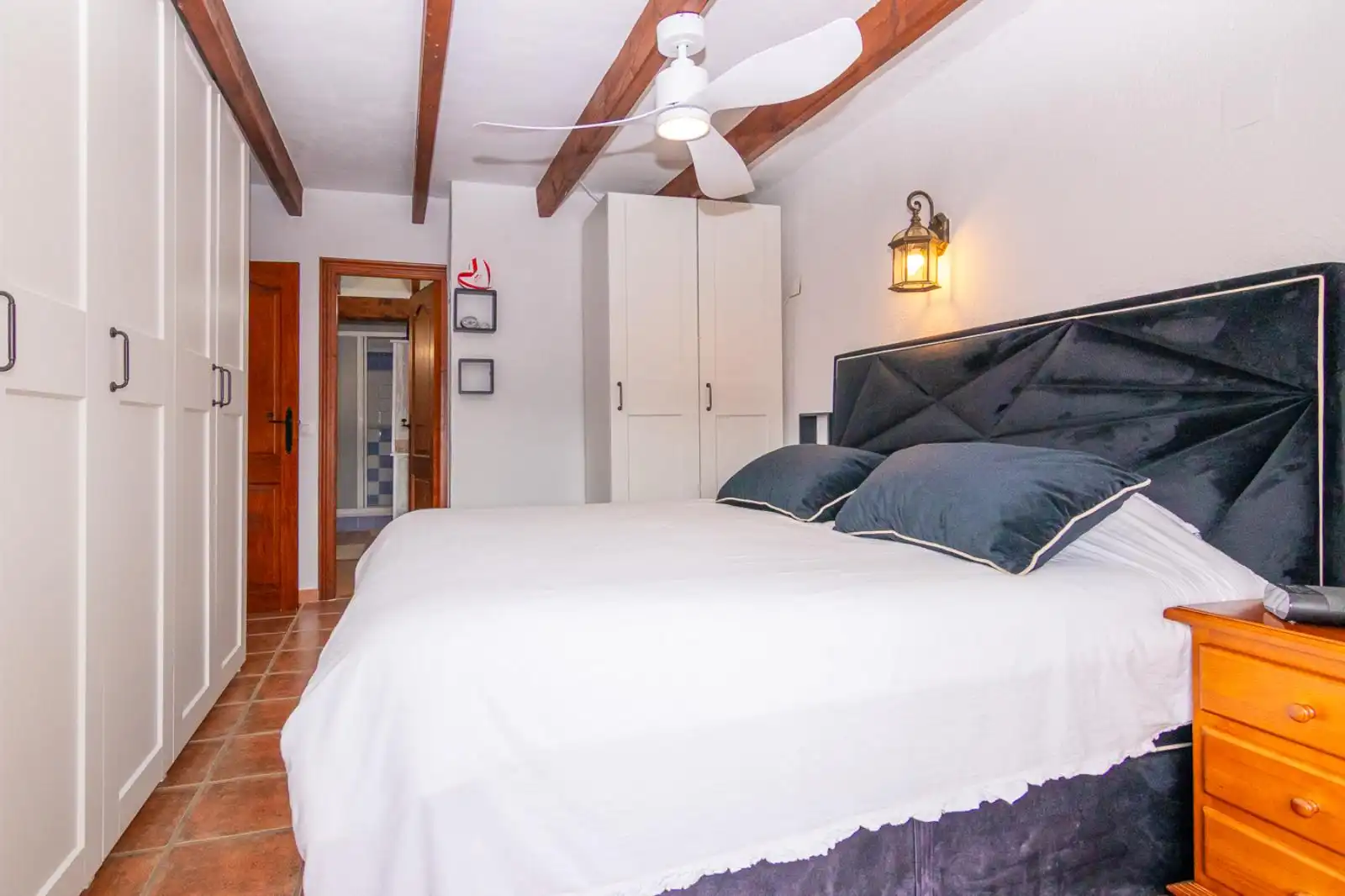 Habitación de Edificio en venta en Sagra