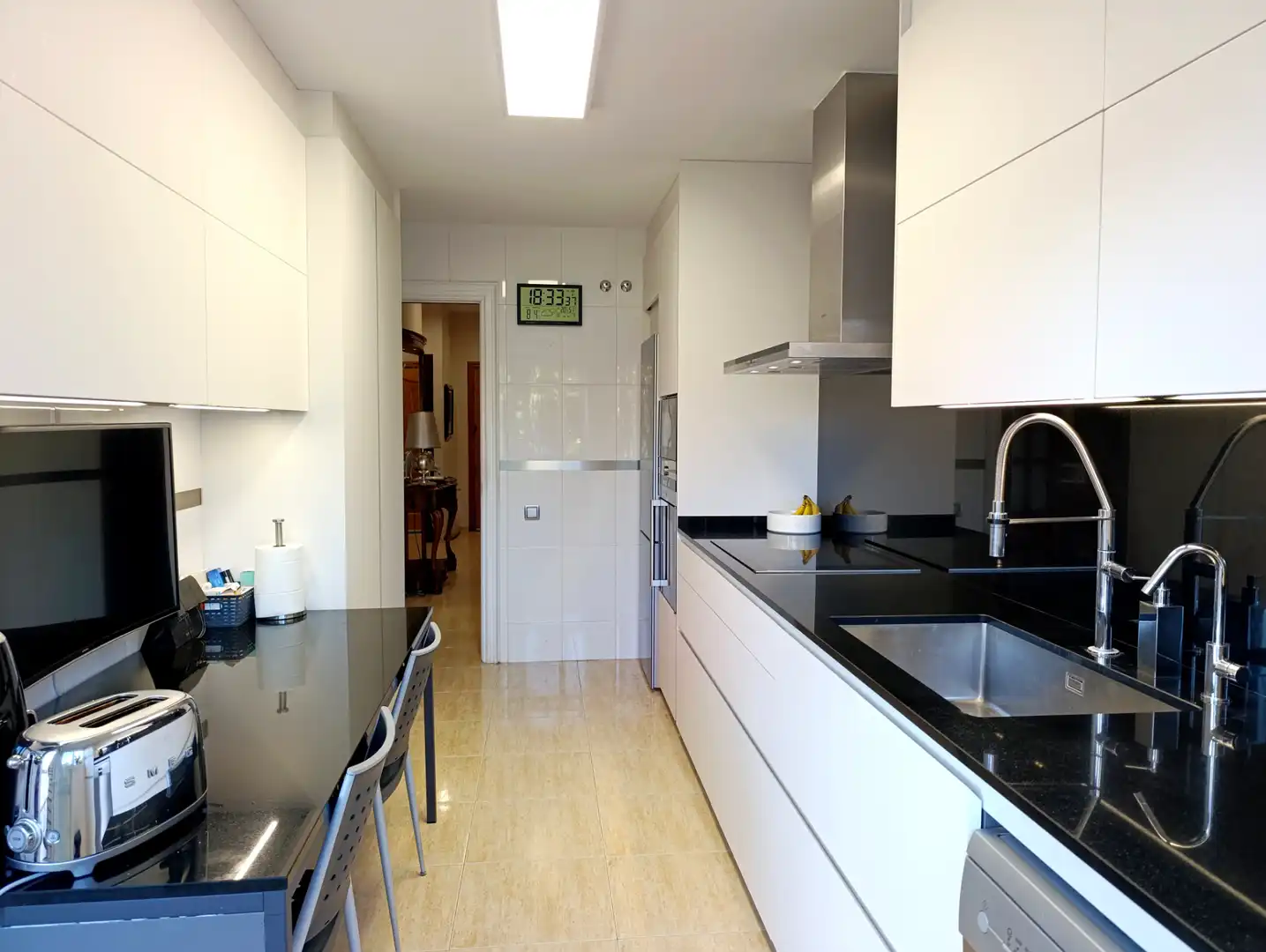 Cocina de Casa o chalet en venta en Pineda de Mar con Aire acondicionado, Calefacción y Jardín privado