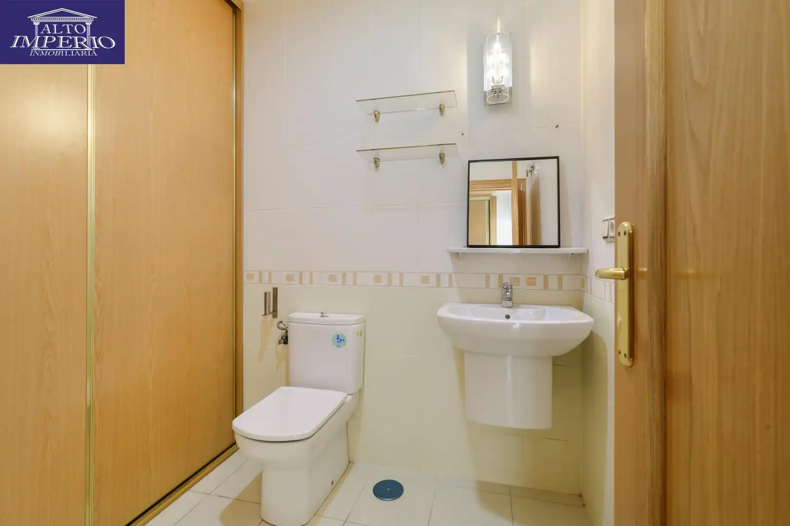 Bathroom of Flat for sale in San Miguel