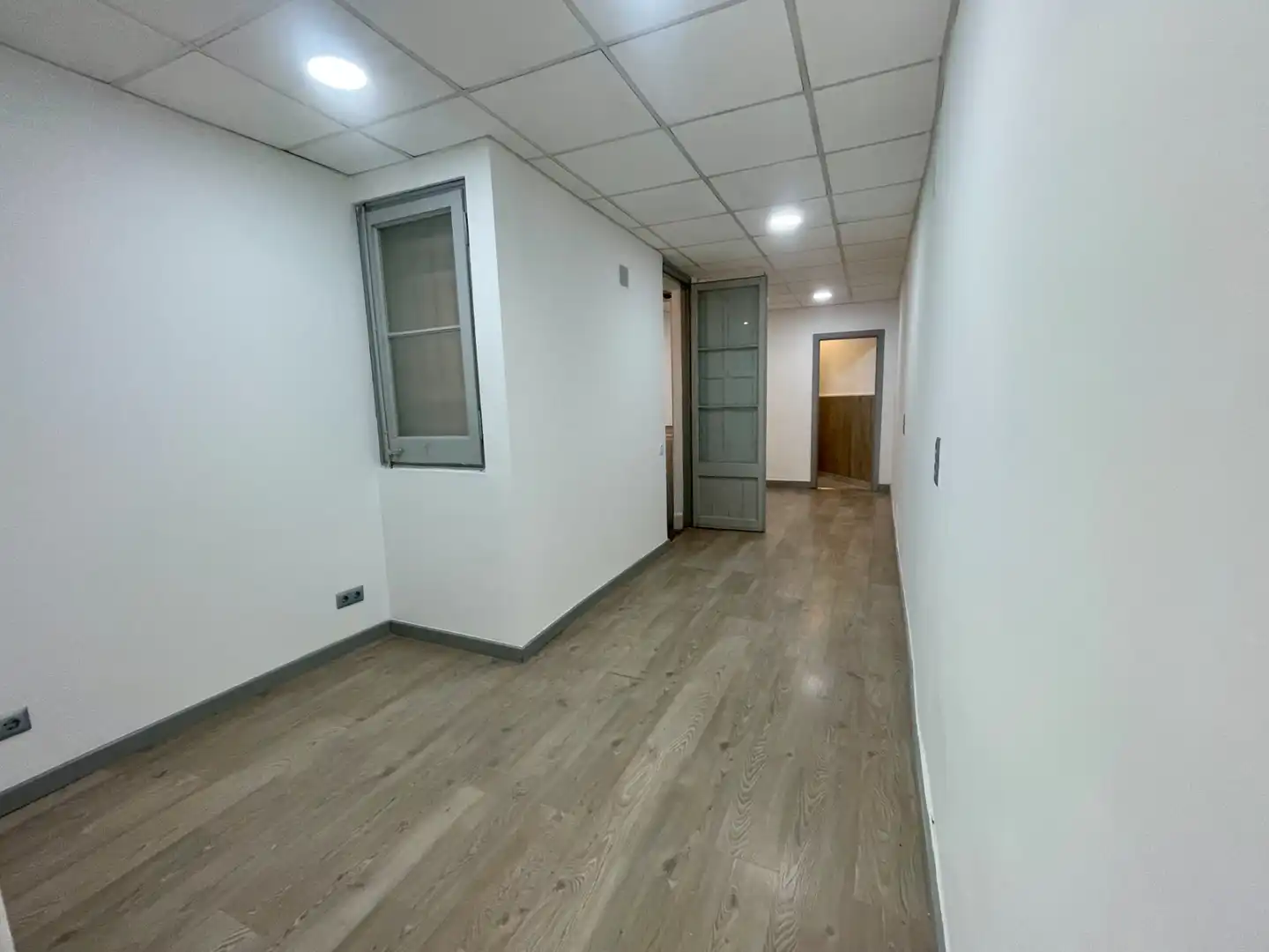 Local comercial de lloguer a Calle de Mallorca, imagen 4