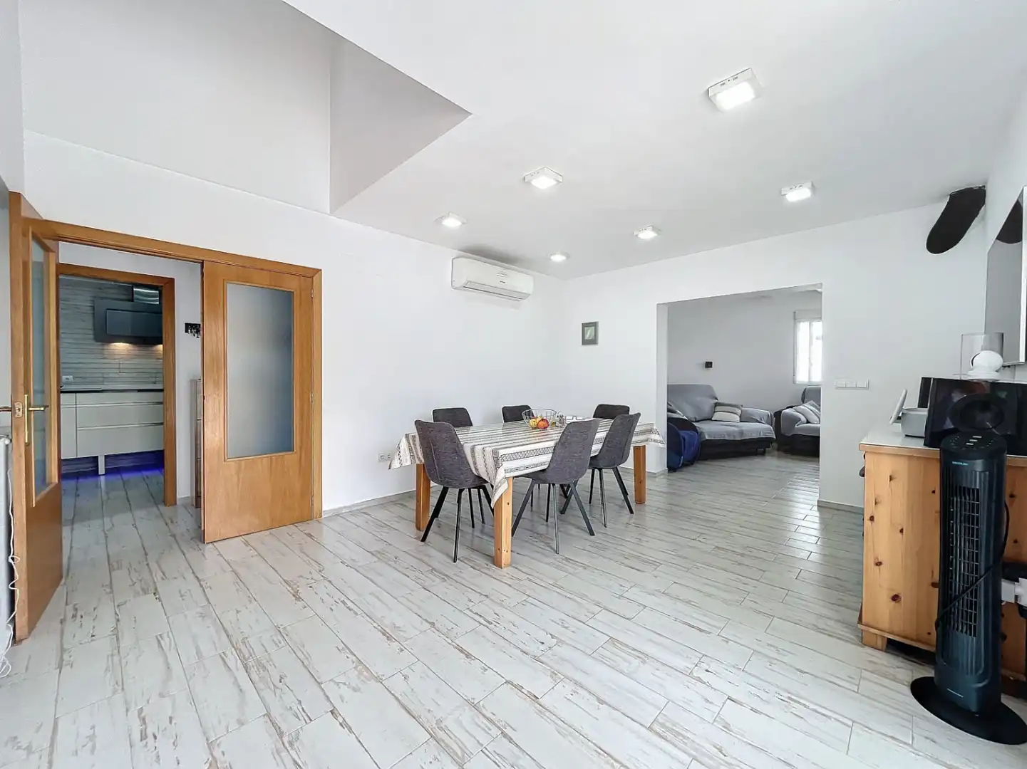Chalet con piscina en venta en Montebello - Nou Espai, imagen 8