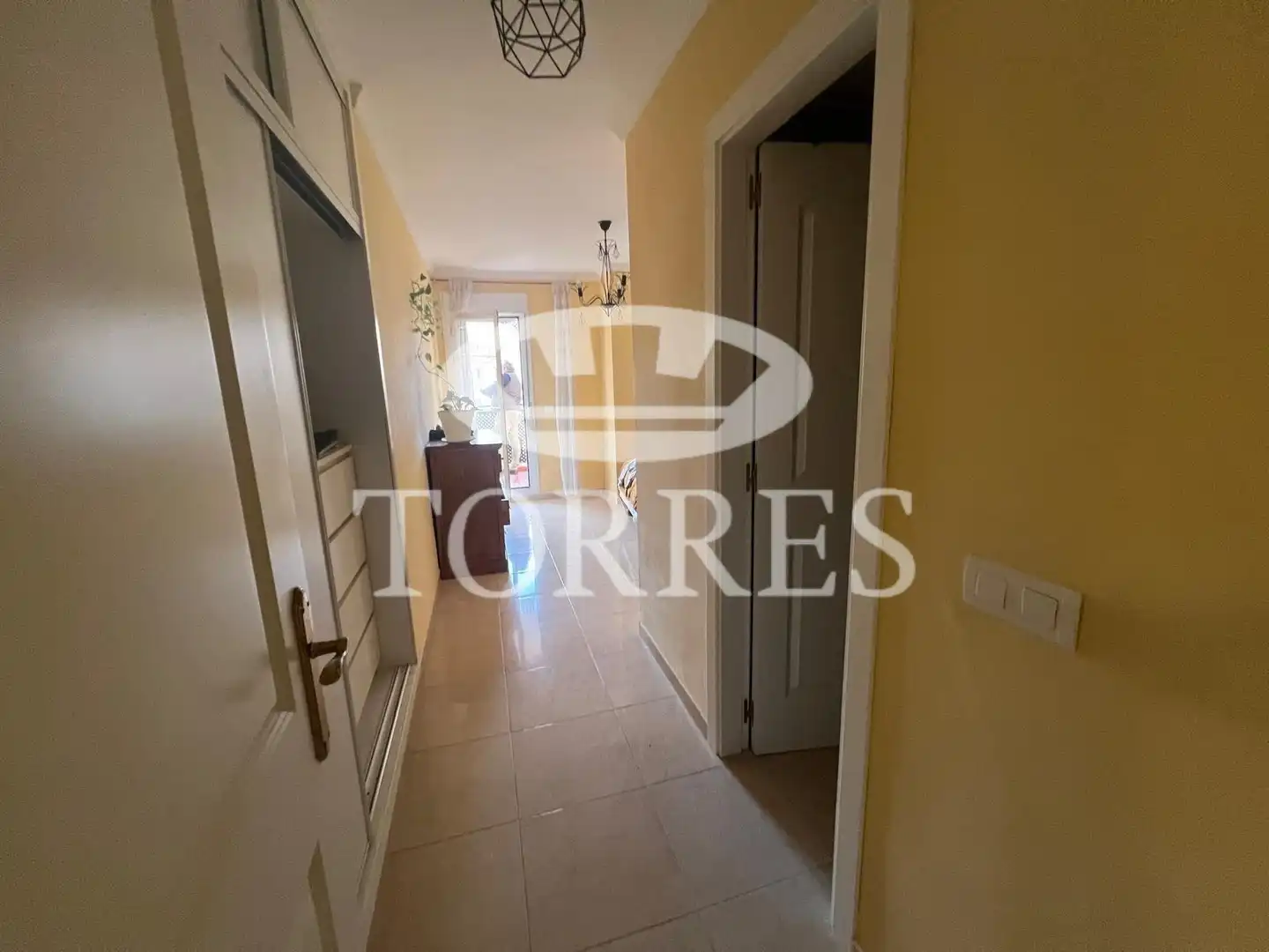 Flat for sale in Fuengirola  with Air Conditioner, Terrace and Storage room