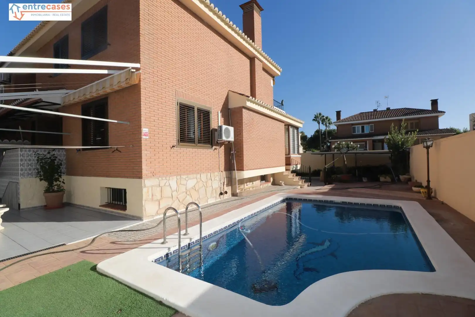 Swimming pool of Houses for sale in Sagunto / Sagunt  with Air Conditioner, Private garden and Terrace