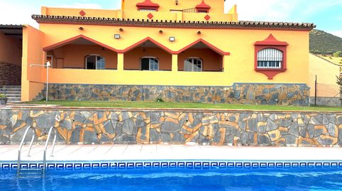 Lujosa Villa Independiente en las Colinas de Casares