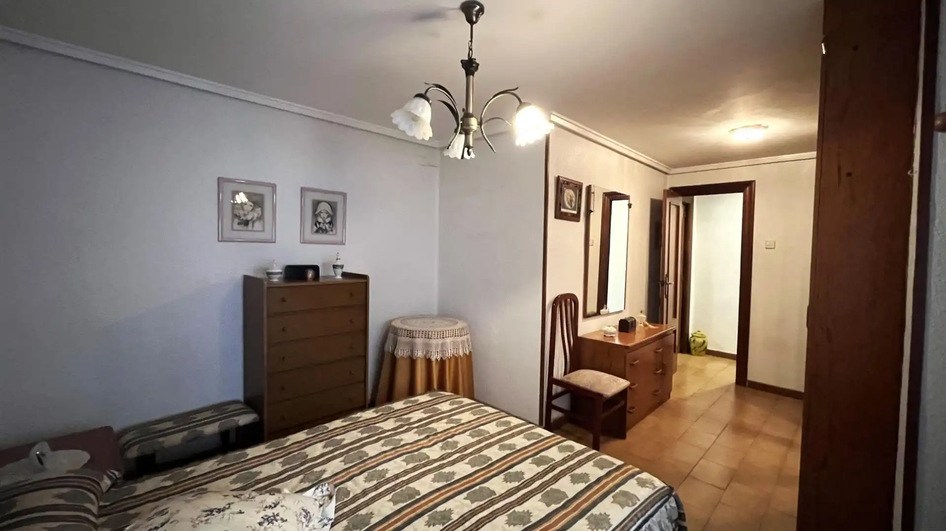 Dormitori de Apartament de lloguer en Valencia amb Moblat