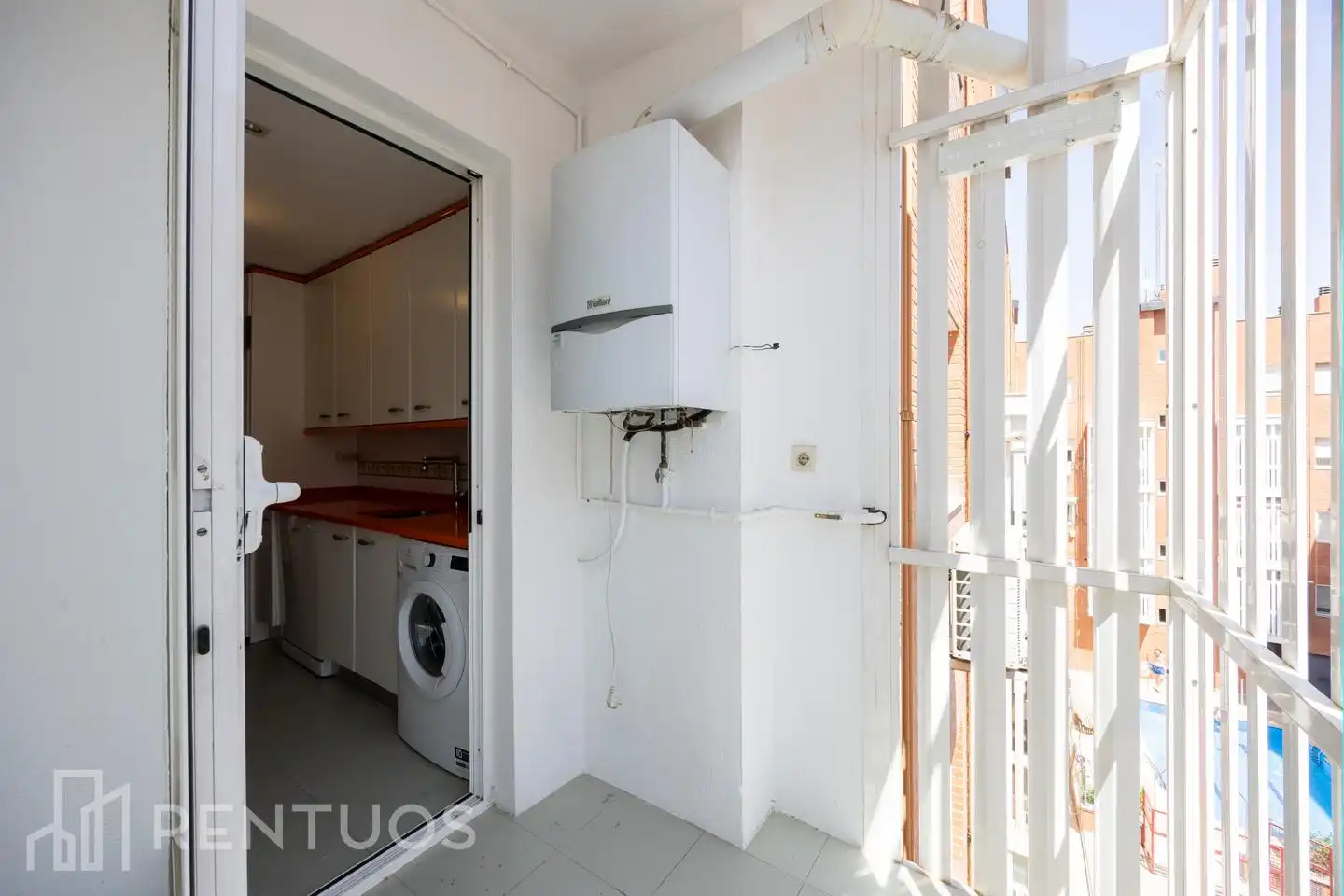 Bedroom of Flat for rent in Madrid  with Air Conditioner, Heating and Parquet flooring