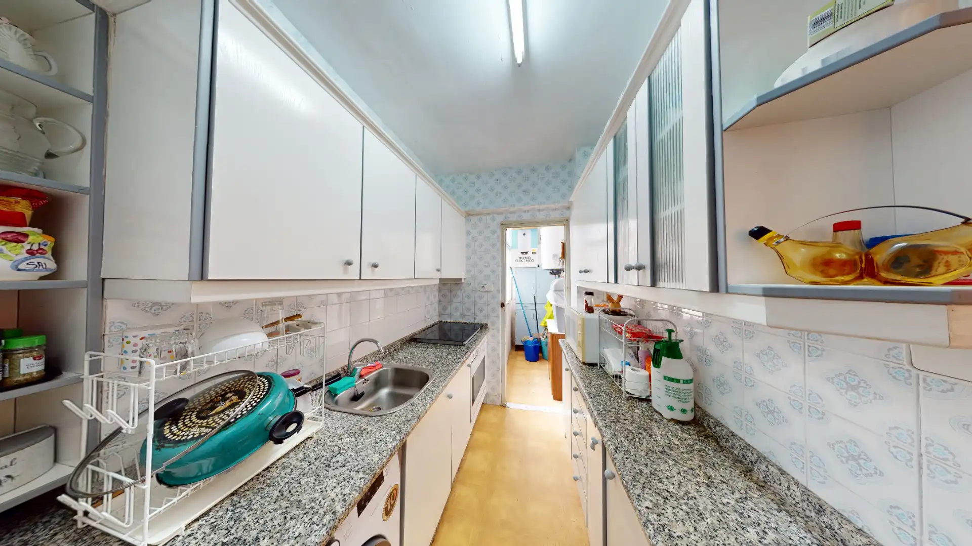 Cuina de Pis en venda en Alicante / Alacant amb Parquet, Moblat i Forn