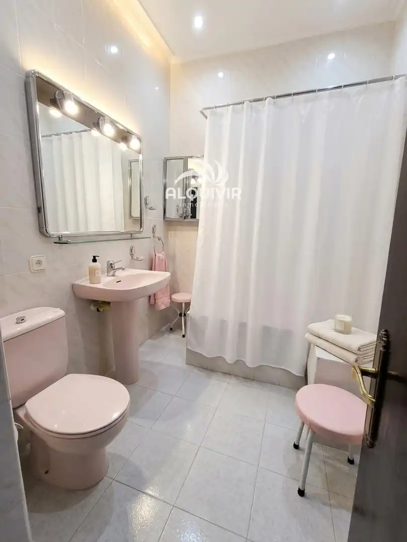 Baño de Edificio en venta en Sevilla