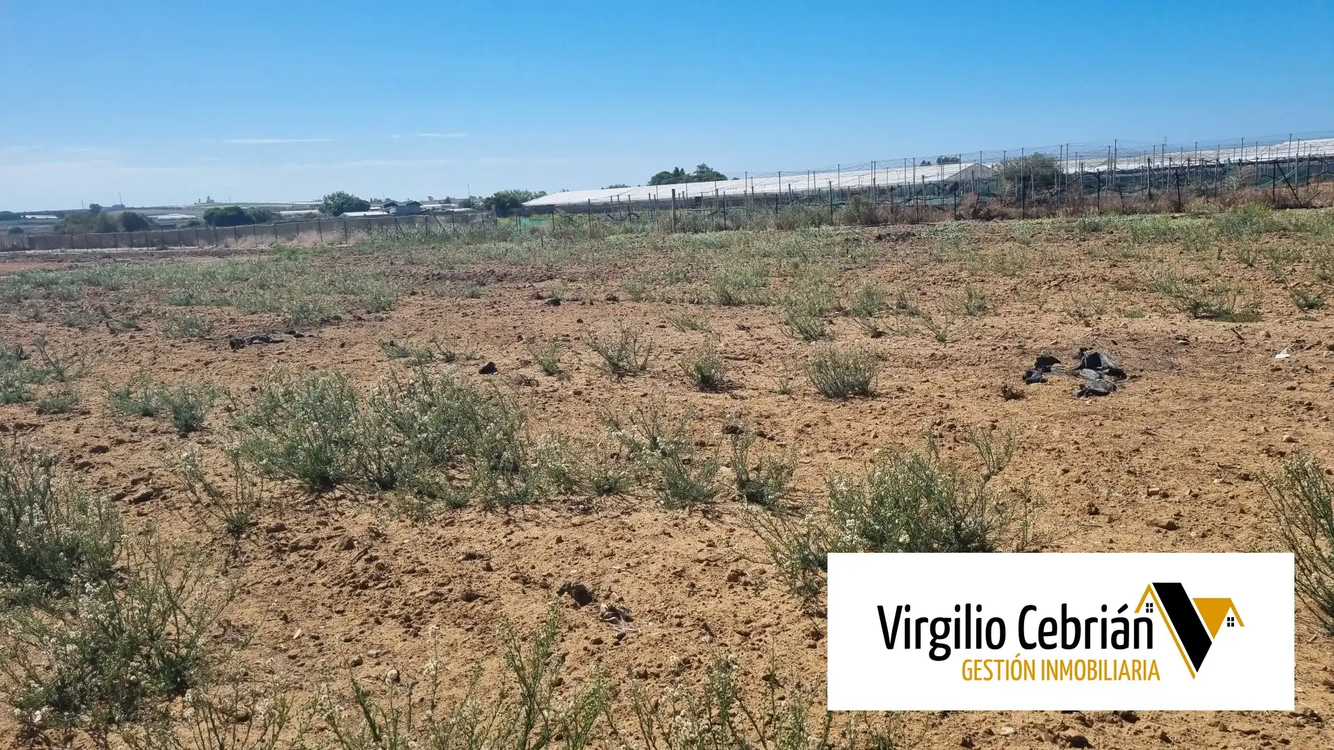 Country homes for sale in Chipiona  with Private garden