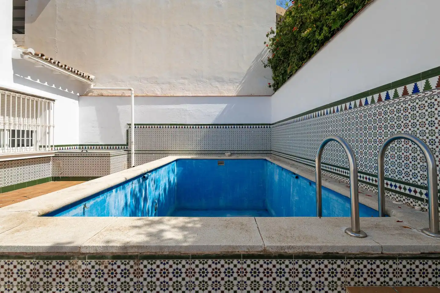 Piscina de Casa o xalet en venda en Málaga amb Jardí privat, Terrassa i Piscina