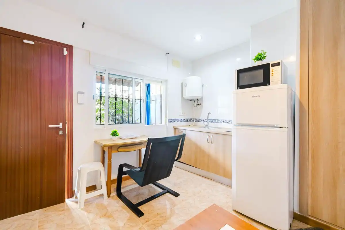 Vivienda con terraza en venta en Calle Hoyo