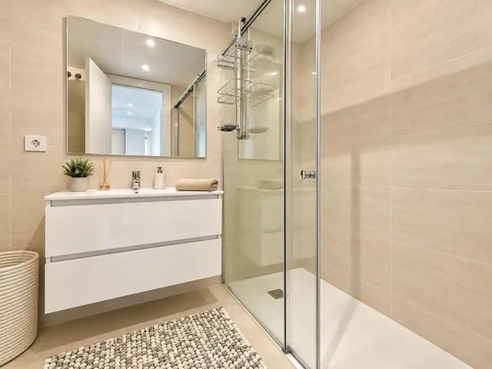 Bathroom of Attic for rent in Selwo