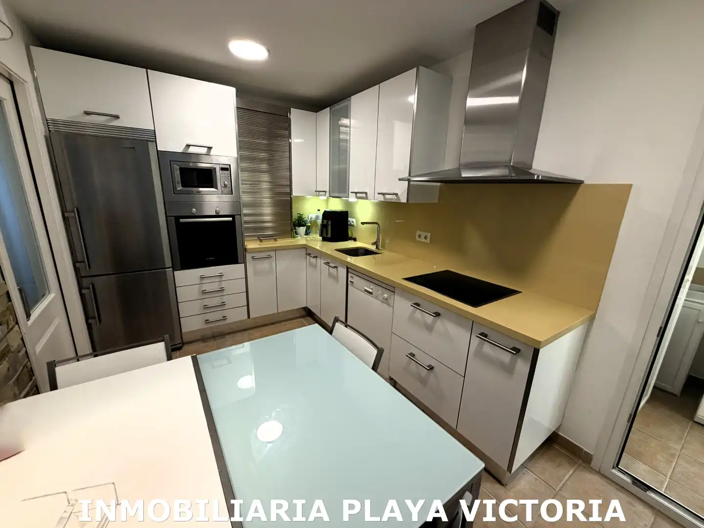Kitchen of Flat for sale in Cádiz  with Air Conditioner, Heating and Parquet flooring