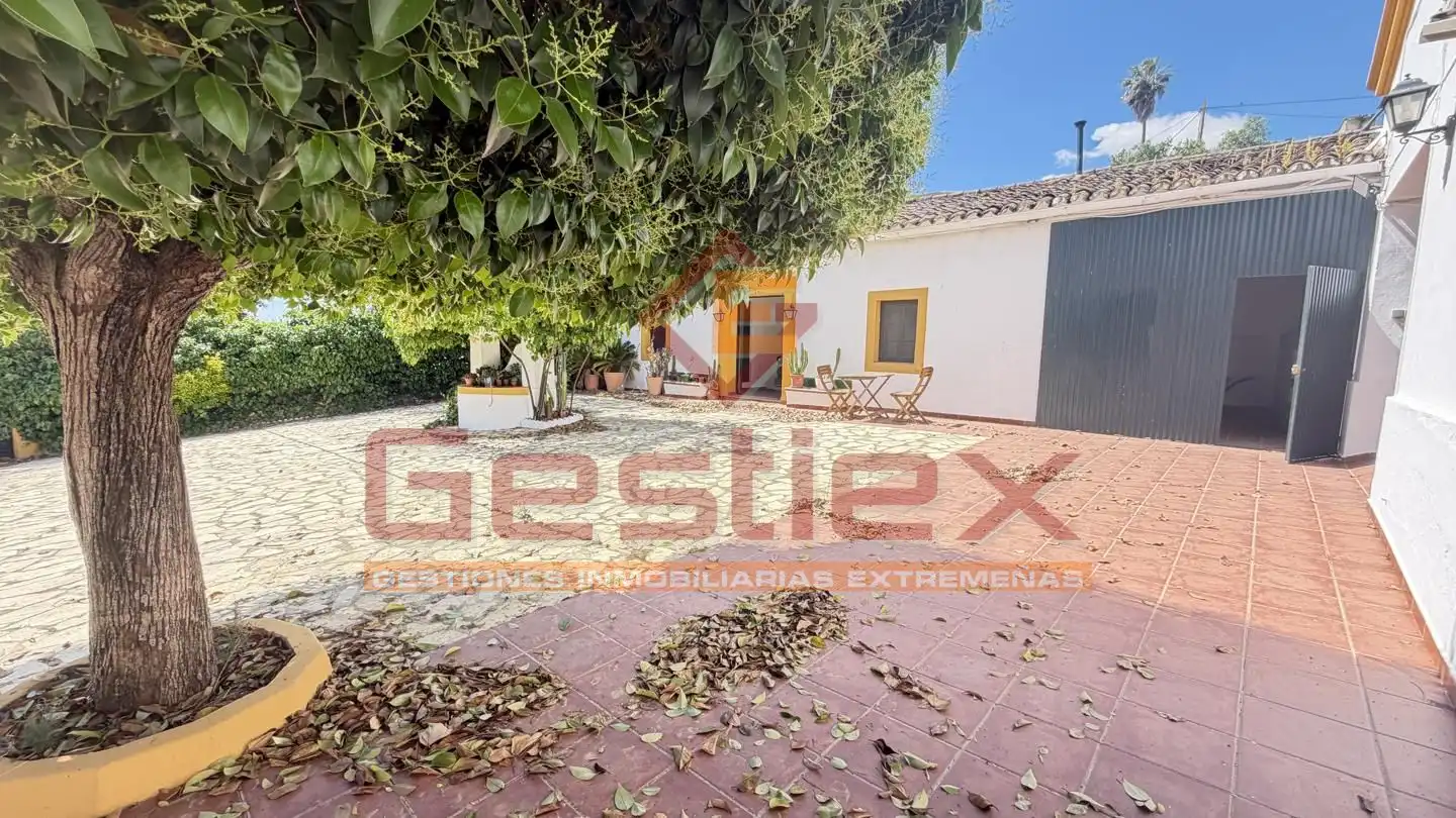 Casa amb piscina en venda a Almendralejo, imagen 63