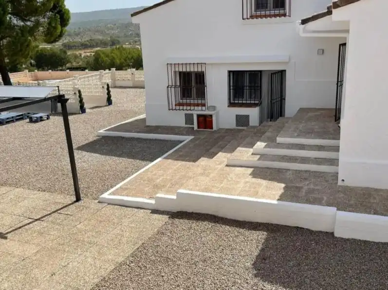 Chalet con piscina en venta en Urbanización Baños de San Antonio 10, imagen 3