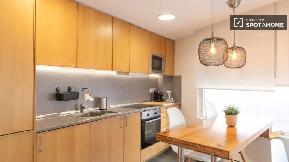 Flat for rent in Almenara -Ventilla