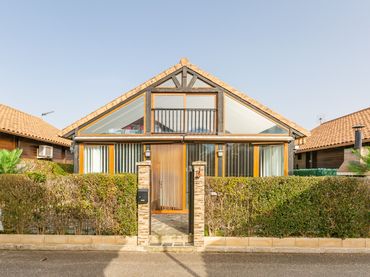 House with pool for sale in Ayegui - AVENIDA PRADO DE IRACHE 270