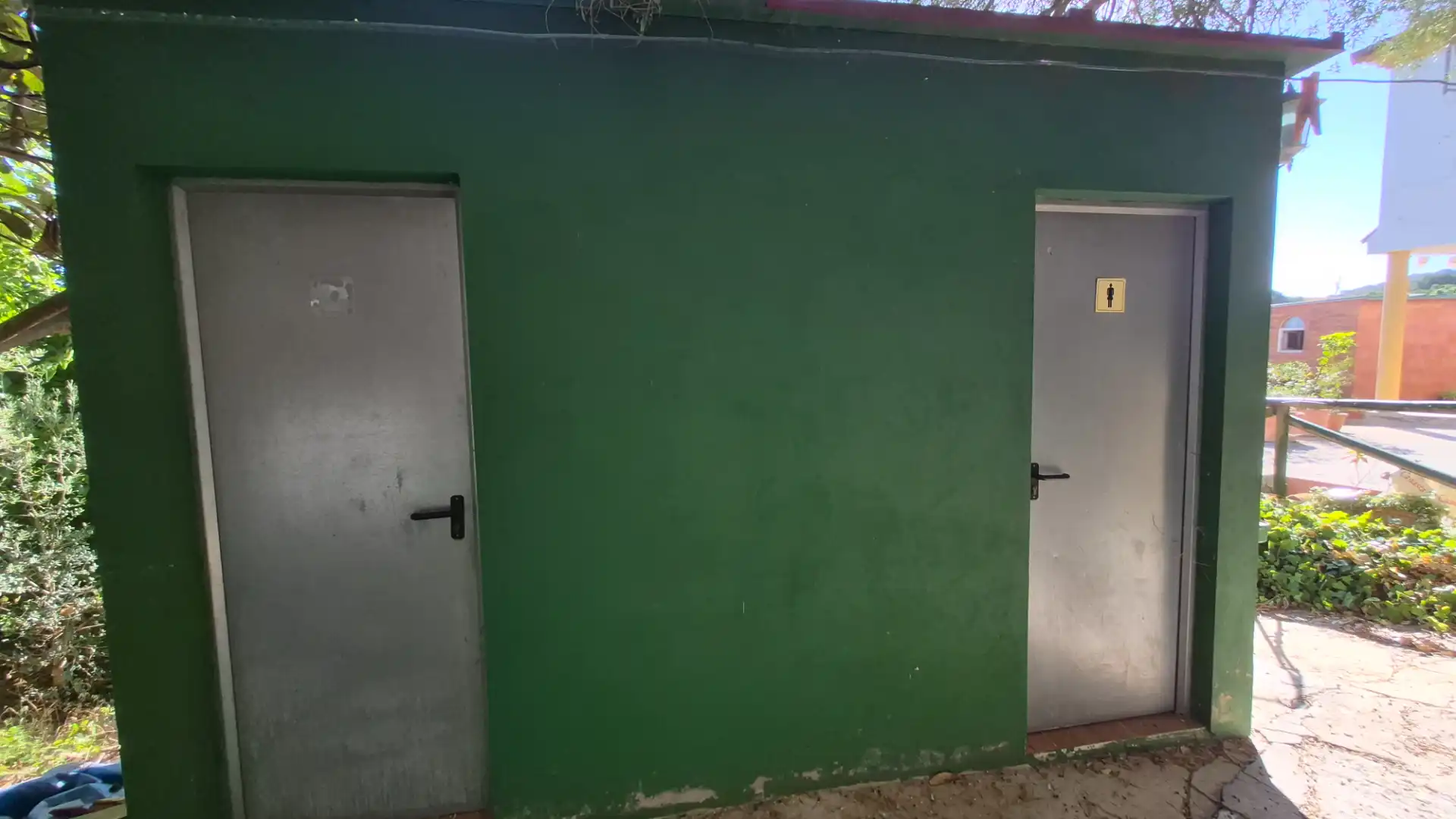 Aparcament de Finca rústica en venda en Los Barrios amb Jardí privat, Terrassa i Piscina