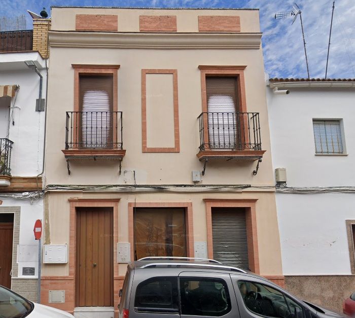 Vista exterior de Casa adosada en venda en La Palma del Condado